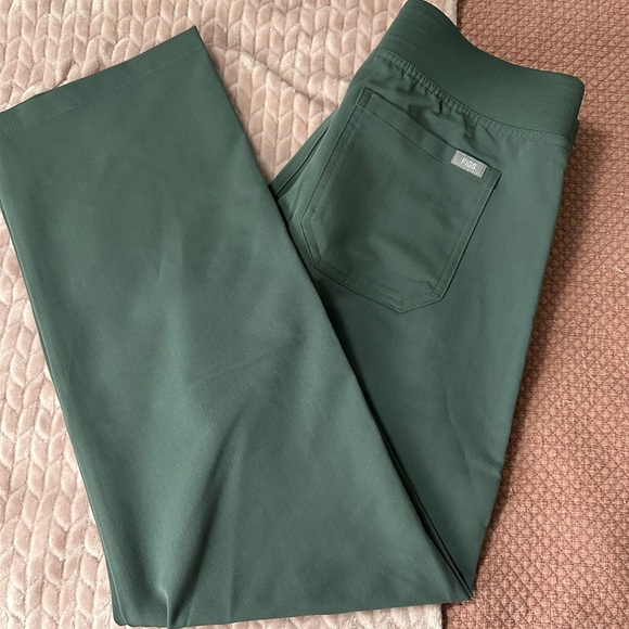 Figs Pants - Livingston™ Basic Scrub Pants